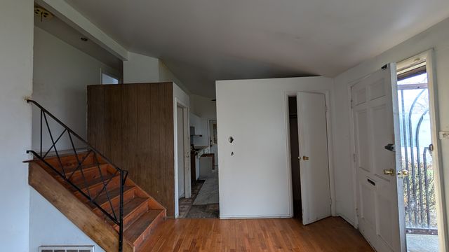 PXL_20241216_190633835