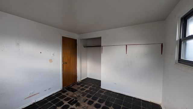 PXL_20241216_190754487