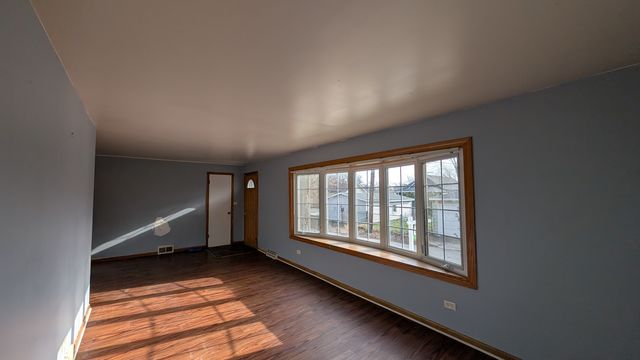 PXL_20241218_184009988