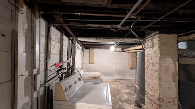 PXL_20241218_184325026