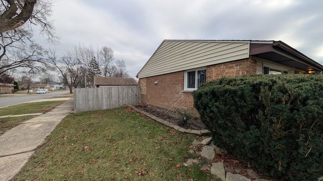 PXL_20241218_191637233