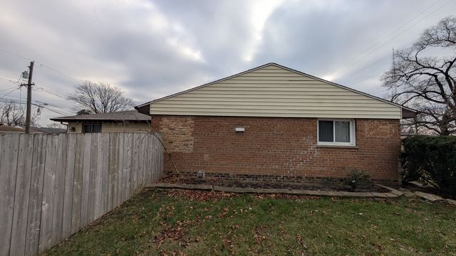 PXL_20241218_191643812