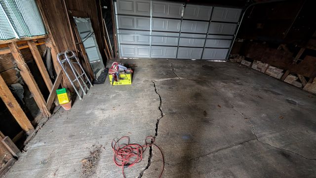 PXL_20241218_192003888