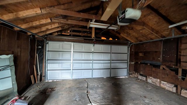 PXL_20241218_192005706