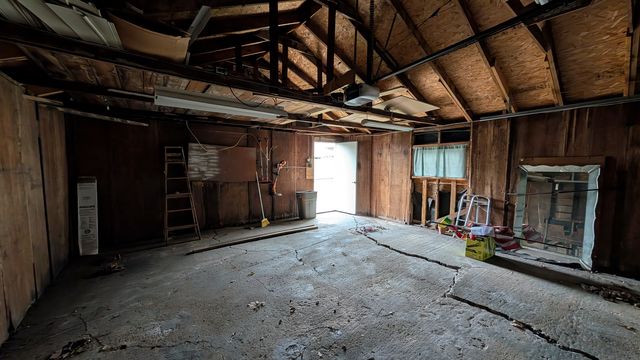 PXL_20241218_192012850