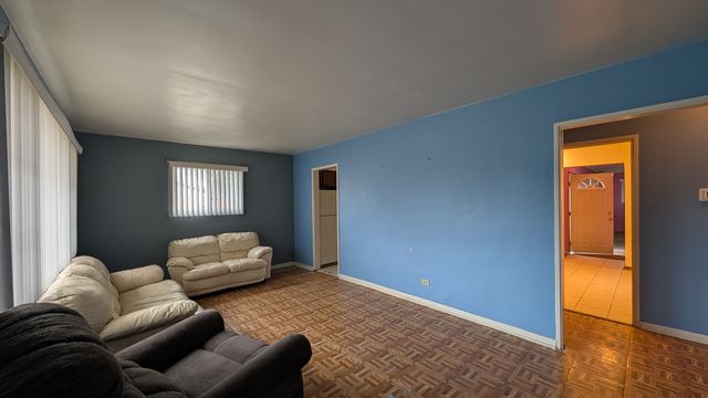 PXL_20241218_192055335