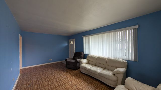 PXL_20241218_192102393