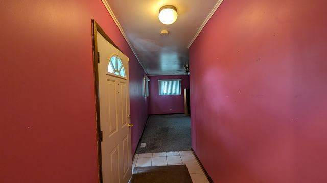 PXL_20241218_192136798