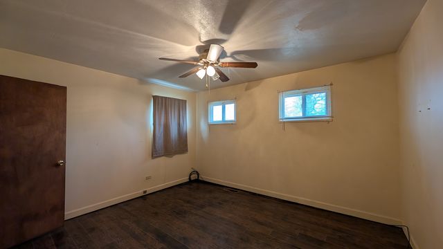 PXL_20241218_192337460