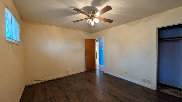 PXL_20241218_192343278