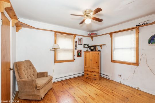 HD_1730394130839_05_1823EvergreenRd_18_Bedroom_HiRes