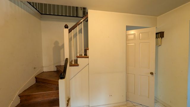 PXL_20241206_214417648