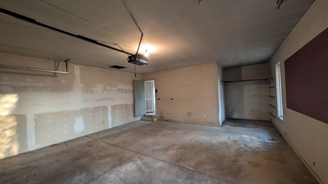 PXL_20241206_214459475