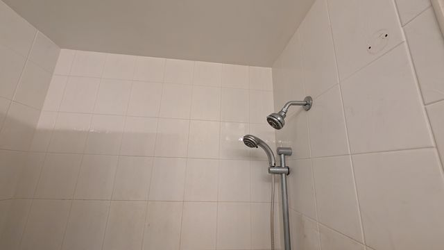 PXL_20241206_214627927