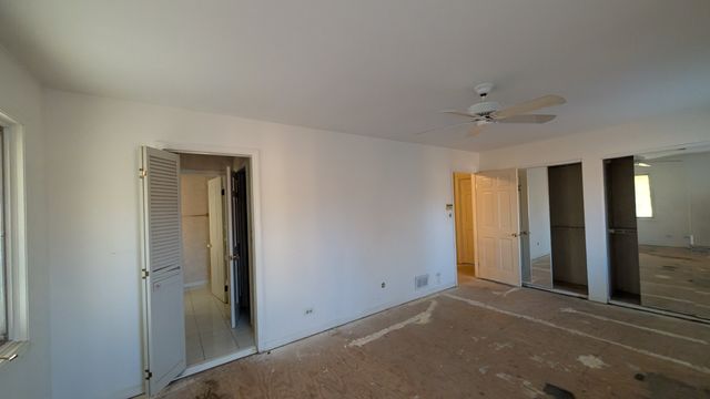 PXL_20241206_214650851