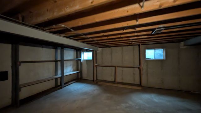 PXL_20241206_214814468