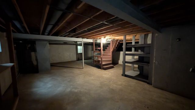 PXL_20241206_214819533