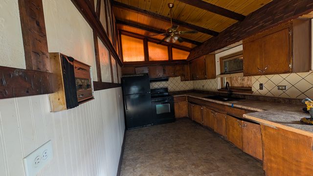 PXL_20250103_185637624