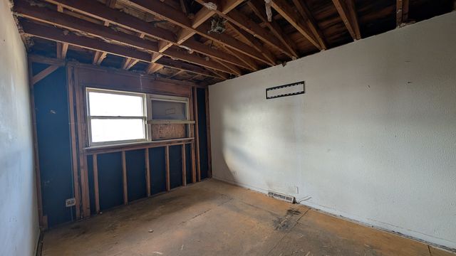 PXL_20250103_185808706