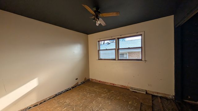 PXL_20250103_185833324