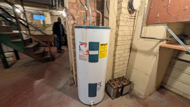 PXL_20250106_190052713