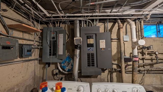 PXL_20250106_190108125