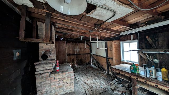 PXL_20250106_192625956