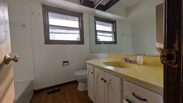 PXL_20250124_193608995