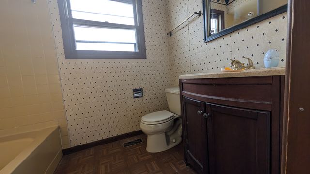 PXL_20250124_193751422