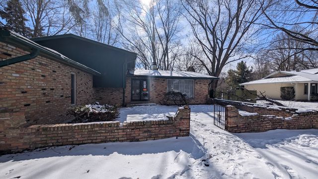 PXL_20250219_182240370