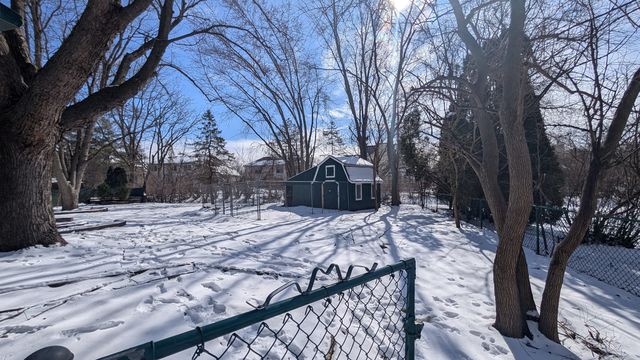 PXL_20250219_182319005