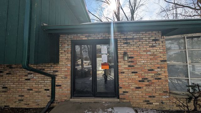 PXL_20250219_182428816