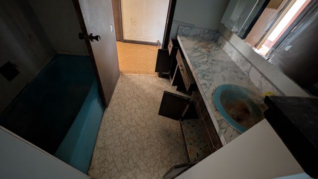 PXL_20250219_182536032