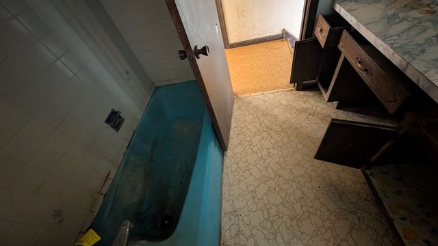 PXL_20250219_182538276