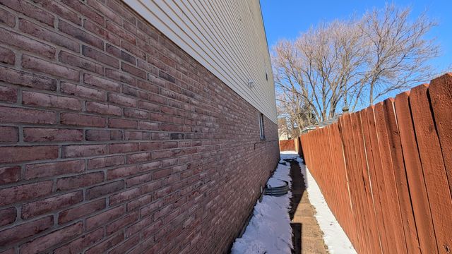 PXL_20250220_182927459