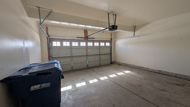 PXL_20250220_183049178