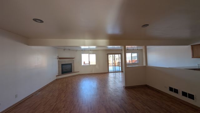 PXL_20250220_183059577