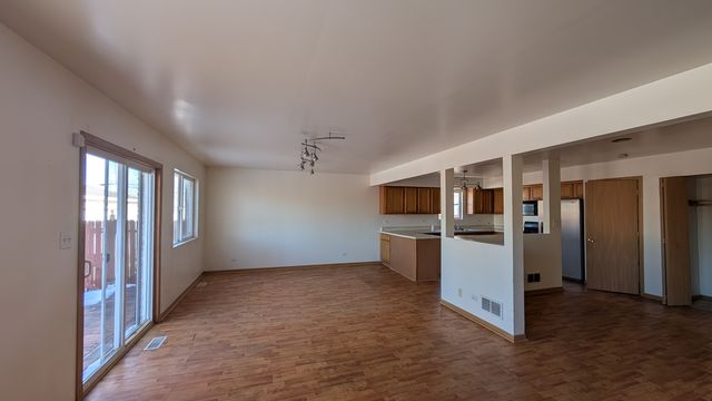 PXL_20250220_183111328