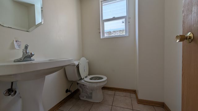 PXL_20250220_183135795