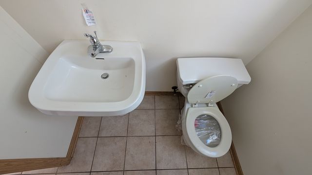 PXL_20250220_183138449