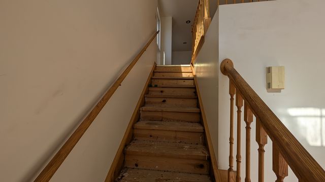 PXL_20250220_183147832