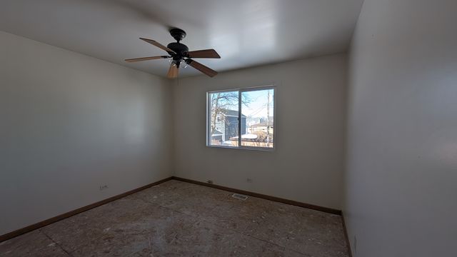 PXL_20250220_183204815