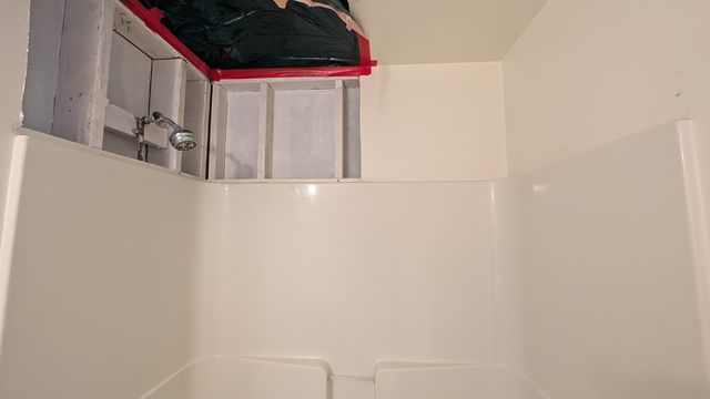 PXL_20250220_183252276