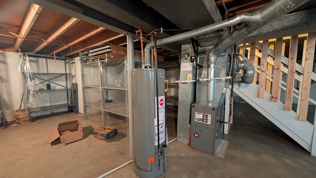 PXL_20250224_160405244