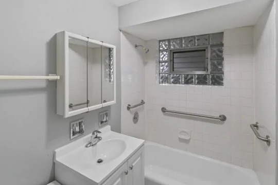 d6514cdb72938f8eeaf56ef481dbdf90l-m2153897235rd-w2048_h1536-2