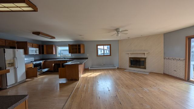 PXL_20250228_183625616