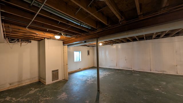PXL_20250228_183929666