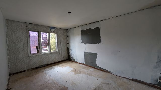 PXL_20250305_143743674