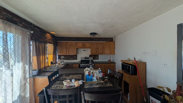 PXL_20250311_171614222