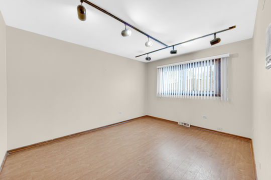 HD_1742221107884_bedroom_3